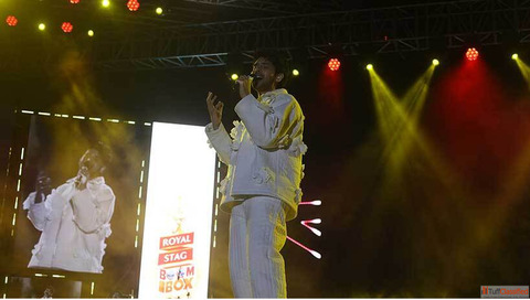 Armaan Malik shows Armaan Malik shows
