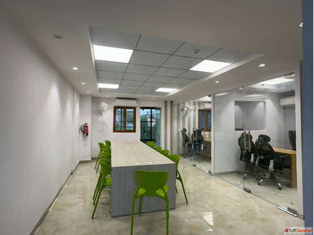 Golden Glory Coworking Space - Modern Office Shared Workspace