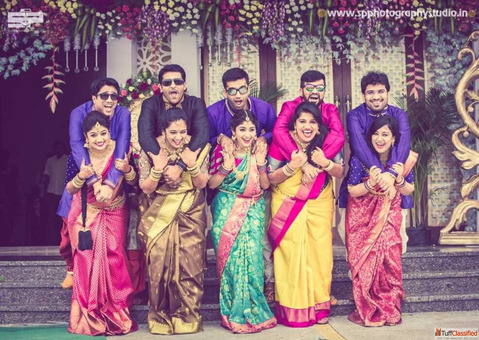 Wedding Photography Packages In Bangalore wedding photos of couple pre wedding photography
