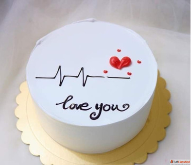 Sweet Moments Await with CakenBakeNoidas Valentine Cakes