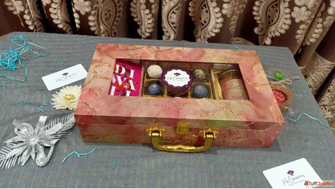 A and S Solvents Corporate Solutions Corporate Gift Hampers for New Year