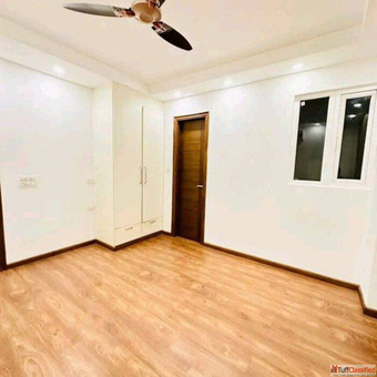 Ground Floor for Sale in Mayfield Garden Sector 51 Gurgaon