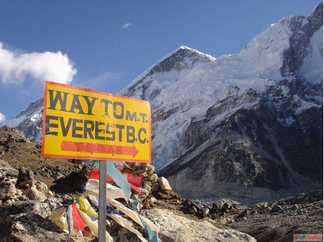 Budget Everest Base Camp Trekking