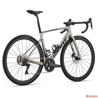 2024 Giant Defy Advanced SL 1 Road Bike PIENARBIKESHOP