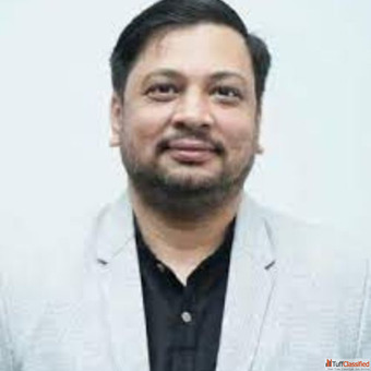 Dr Nikhil Pathak Pediatrician in Aurangabad Child Specialist Children Hospital Child Care Neonatolog