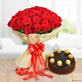 Send Romantic and Surprise Gifts for Girlfriend at Midnight in India on Birthday from OyeGifts