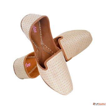 Leather Mojaris available with unique designs Style with the Trend at Imlee Jaipur