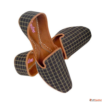Leather Mojaris available with unique designs Style with the Trend at Imlee Jaipur