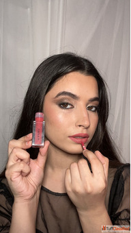 Raisel Long Lasting More Matte Liquid Lipsticks with 12 Hour Coverage