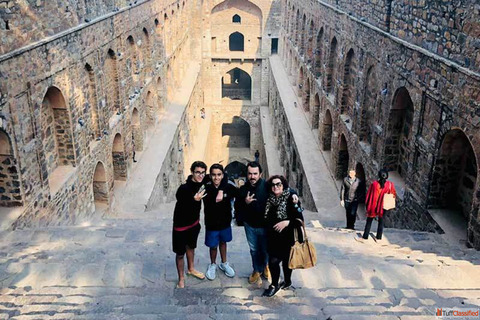 Women travel groups India The Delhi Way