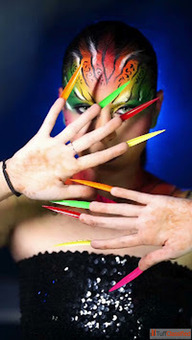 Nail artist in South Campus Delhi