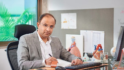 Best Pulmonologist in Thane - Dr. Hrushikesh Vaidya