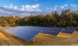 Solar Ground Mounting Structure - Precision-Engineered Galva...
