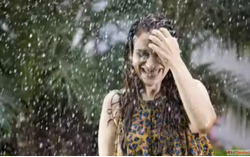 Expert-Backed Monsoon Skincare and Haircare Tips You Can Tru...