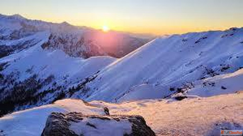 Kedarkantha in Different Seasons