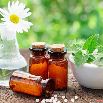 Heal Naturally Homeopathic Doctor in Delhi