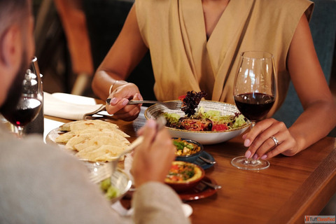 How to Choose the Perfect Dating Place A Complete Guide - Mor Selv