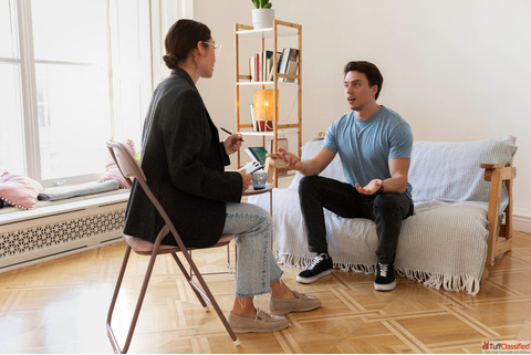 Certified Psychologists for Online Offline Therapy in Gurgaon