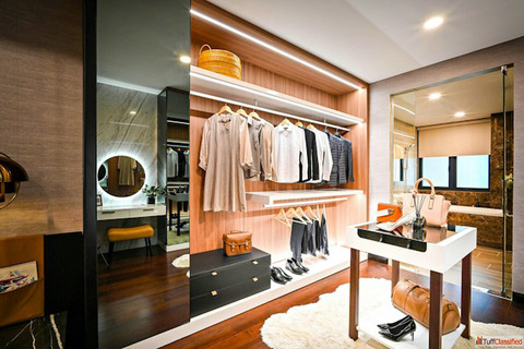 AID Woods offers stylish space solutions in Pune with their modern sliding wardrobes.