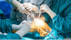 Dr. Ajaysinh Devda - Robotic-Assisted Total Knee Replacement...