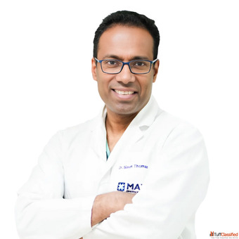 Dr Simon Thomas