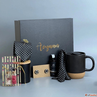 Pink Gift Hamper With Essentials - A Delightful Blend of Style and Celebration