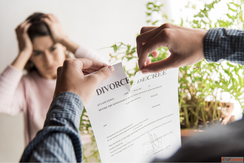 Best Divorce Lawyer in Gurgaon - Kiran Ashri