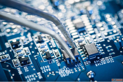 How to Achieve Quality ESDM with Aimtron