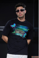Relax - Blackzy Oversized Laid-Back Comfort with Effortless ...