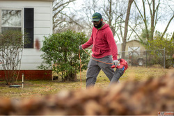 How to Use Leaf Blower