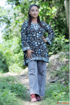 Black Kashmiri Kurti Online Authentic Handcrafted by Craft Kashmir