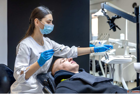 Get a Picture-Perfect Smile with Cosmetic Dentistry Ahmedabad