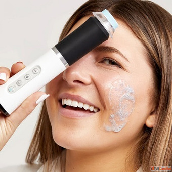Oxygeneo Facial