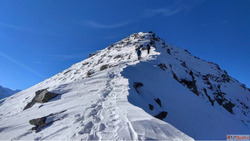 Pangarchulla Peak Trek - Summit Challenge for Adventure Love...