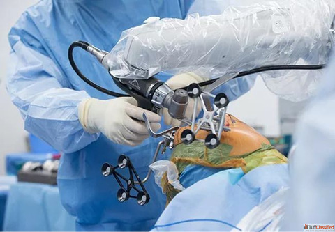 Get Expert Complex Hip Joint Replacement Surgery with Dr. Ajaysinh Devda