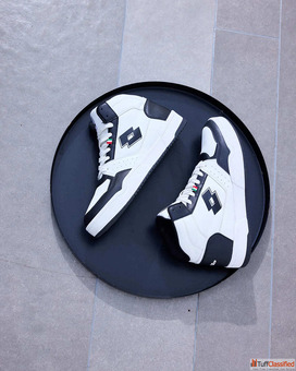 Hoop Star Urbano High - Basketball Inspired Sneakers for Men Lotto