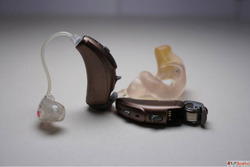 Buy Phonak Hearing Machine in Mumbai - Consult Certified Aud...