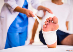 Advanced Diabetic Foot Treatment by Dr. Dharav Kheradia in M...