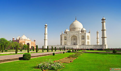 Taj mahal Tour By Train