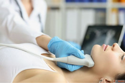 Trusted Thyroid Swelling Doctor in Mumbai India - Dr. Dharav...