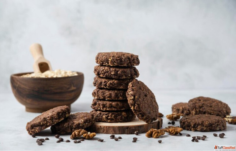 Buy Besan Chocochip Cookies - Fresh Crunchy Delicious