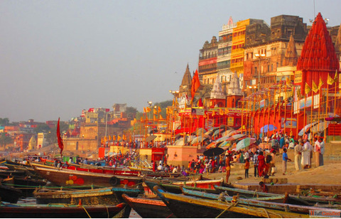 Rent a Car with Driver in Jaipur for Easy Exploration