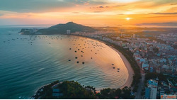 Night Owls Rejoice Experience the True Beat of Vietnam at Ni...
