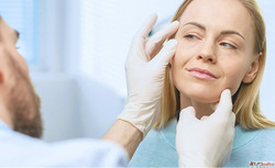The Role of a Plastic Surgeon in Reconstructive vs Cosmetic ...