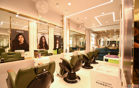 Best Salon in Shalimar Bhag