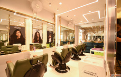 Best Salon in Shalimar Bhag
