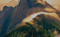 From Sunrise to Tea Trails - Kolukkumalai with PTU