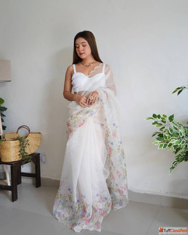 Buy White Saree - Stylish Elegant Choice Online at Mirraw