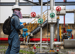 Professional Gas Refineries Erection Commissioning Maintenan...