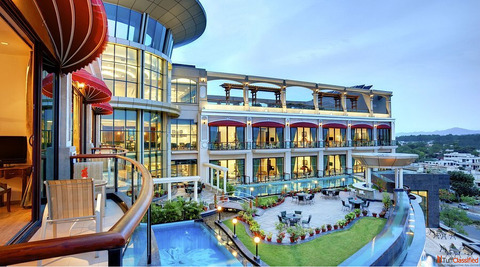 Dera Bassi to Delhi Taxi Booking Start 2720 - BookUrTaxi